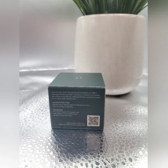 Cannuka Luxe Manuka Honey - Eye Balm AS SEEN IN ALLURE MAGAZINE - RT$65 - Picture 2 of 3